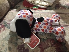 Hallmark Peanuts Laying Plush Dog SNOOPY X’s and O’s Valentines Stuffed Toy NWT