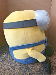 Illumination Minions The Rise of Gru Large Plush Beanbag Bottom Bob Minion Toy