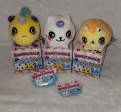Squeezamals New Series 1 Scented Pets 3″ Unicorns Hedgehog Catacorn Surprise Lot