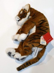 F.A.O. Schwarz Hansa Curled Bengal Tiger Cub Realistic Plush Soft Animal Toy NWT