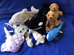 OCEAN CREATURES LOT OF 9! Sea World Orca, 2 Dolphins, 2 Seals; 2 Sharks, 2 Rays!