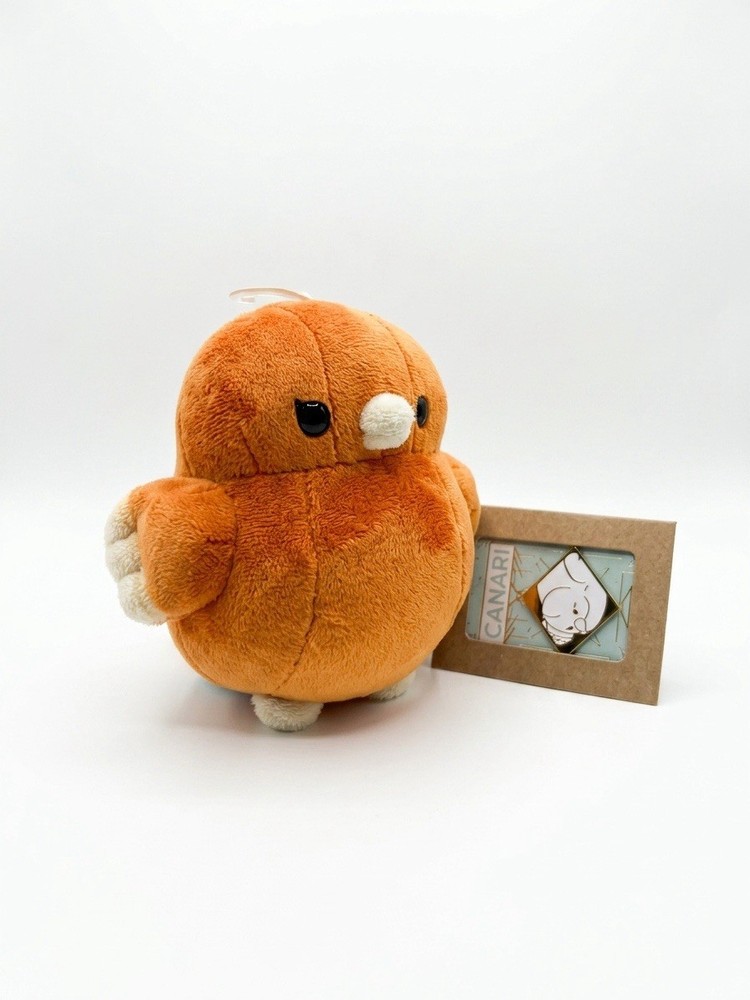 Bellzi Canari Canary Bird Plush Plushie Stuffed Animal & Enamel Pin Set NWT