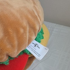 Universal Studios Scooby-Doo Plush Hamburger Pillow Large 24-36 in w/ Tag 2000