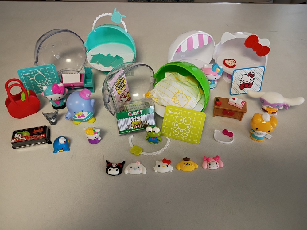 Sanrio Hello Kitty & Friends Mini Verse and Figures