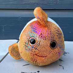 Finding Nemo Clownfish Plush Stuffed Animal Orange/White Sequins 6-14in 2016