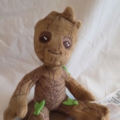 Marvel Groot Shoulder Plush Guardians of the Galaxy Brown Green Magnetic Pad