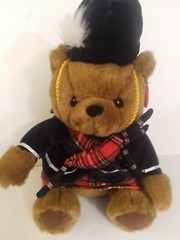 Bears of Scotland 25cm Scottish Piper Bear Bagpiper 15″ Mint With All Tags