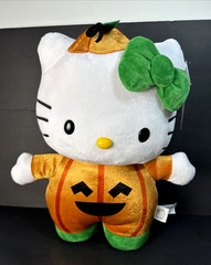2025 Sanrio Hello Kitty Halloween Pumpkin Greeter Plush CVS Exclusive 18″ – BNWT