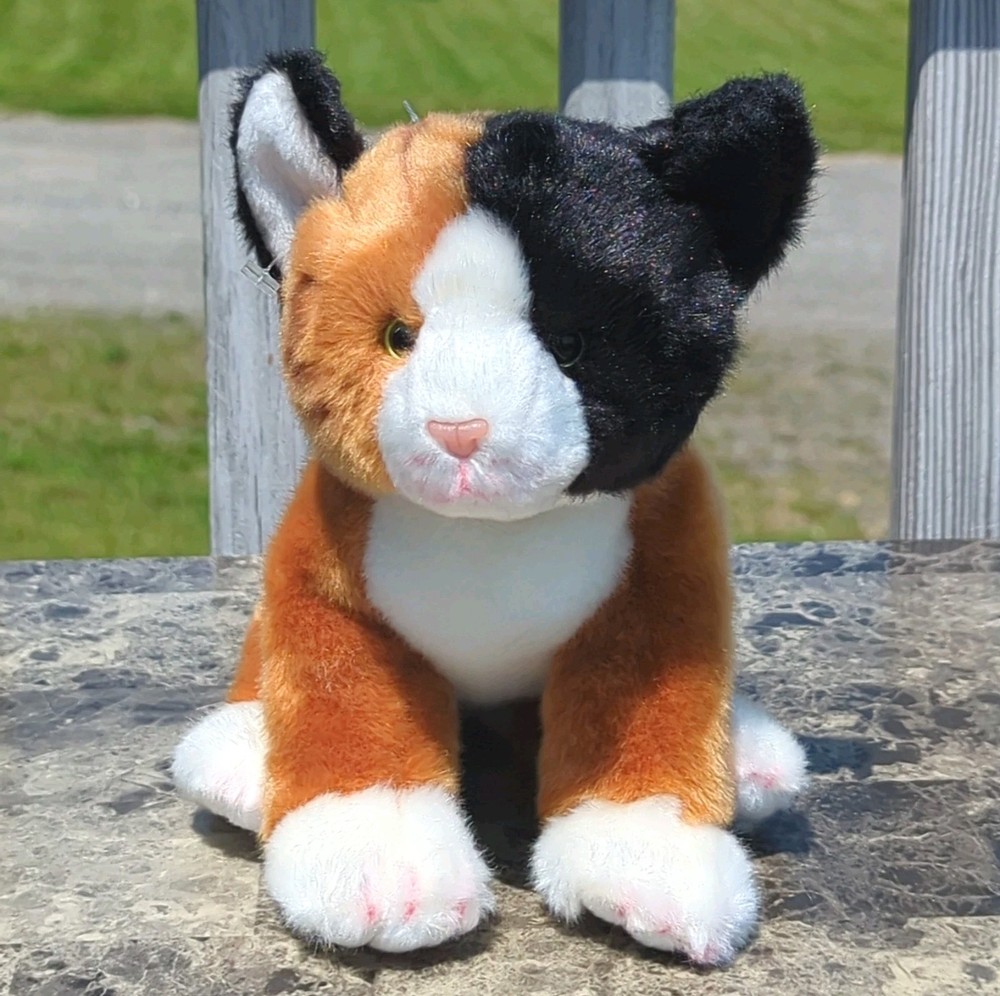 Nat & Jules Small Sitting Calico Cat Retired Realistic Stuffed Animal 9″