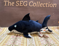 Fisch Megalodon Shark Mystery Deluxe Plush w/DLC