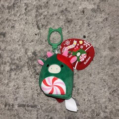 Squishmallows 3.5″ Clip-On Christmas Peppermint Ruben The Cow NWT NEW