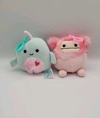 Squishmallows Caparinne the Pink Bigfoot Yeti & Niema Narwal Valentine Clip 3.5″