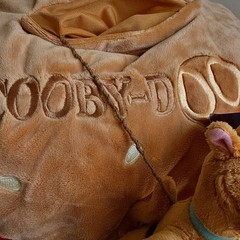 Universal Studios Scooby-Doo Plush Hamburger Pillow Large 24-36 in w/ Tag 2000