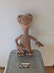 E.T. plush toy toy factory 2018 12” et alien.