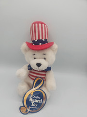 Vintage 1985 Mighty Star Patriotic Musical Bear Play AMERICA THE BEAUTIFUL 10″