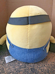 Illumination Minions The Rise of Gru Large Plush Beanbag Bottom Bob Minion Toy