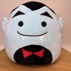 Kelly Toys Squishmallow Halloween Drake the Blue Dracula Vampire