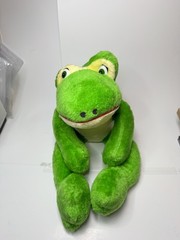 Etone Green Yellow Frog Plush Vintage 1998 MPN 1TY