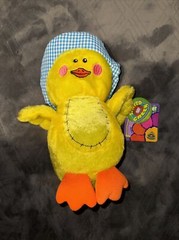 SUGAR LOAF FLOWER POWER YELLOW CHICK W/ CHECKERED BONNET PLUSH TOY WITH TAGS