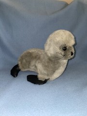 VTG 1989 Grey Harp Seal Pup Plush Stuffed Animal Toy Metro Premium Realistic 12”