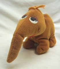 Vintage 1997 TYCO Sesame Street SNUFFLEUPAGUS 10″ Bean Bag Stuffed Animal Toy