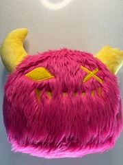 Meow Wolf Plush Snaggy Pink Monster Yellow Horns Teeth Pirate Eye Steven Smith