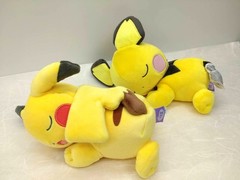 2 item set Takara Tomy Arts Pokemon Plush Doll Sleeping Friend Pikachu/Pichu
