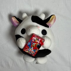 Zuru Snackles Cow Plush Kids Small White Froot Loops Kellogg’s 2023 Collectible