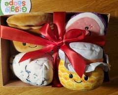 Gigglescape Charcuterie Box Set Fig, Blue Cheese, Honey, Round Cracker 4pc Plush
