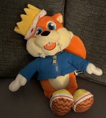 Conker’s Bad Fur Day Nintendo Video Game Plush Doll w/ Crown Blue Hoodie 8” N64
