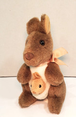 Limetree Toys Australia Plush Kangaroo Mama With Joey Baby Stuffed Toy 7″