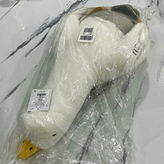 Hollister x Target Weighted Sam The Seagull White/Gray/Yellow 26.5 in NEW