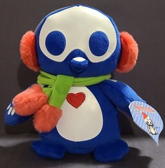 Skelanimals – Pen The Penguin With Earmuffs & Scarf. Retired. Vintage! NWT!